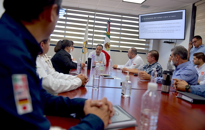 Exploran Toño Astiazarán y empresarios industriales mejorar infraestructura urbana