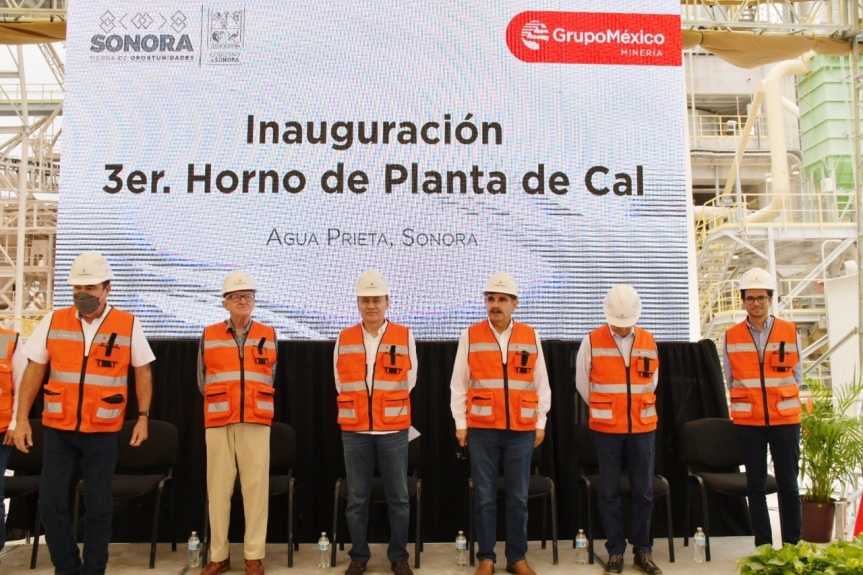 Inaugura gobernador Alfonso Durazo tercer horno en planta de cal de Grupo México en Agua Prieta