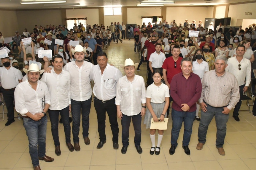 Una beca es una oportunidad para forjar el futuro de nuestra juventud: gobernador Alfonso Durazo